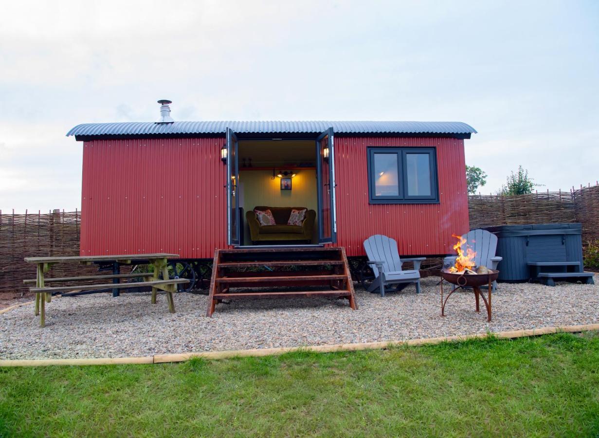 Kidwelly The Gambo Shepherd'S Hut מראה חיצוני תמונה